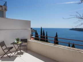 Apartments Villa Ari - Superior Studio Apartment with Terrace and Sea View First Floor